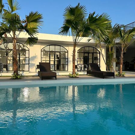 Casadela Canggu エクステリア 写真